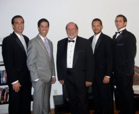 150239_468472038292_4454639_n